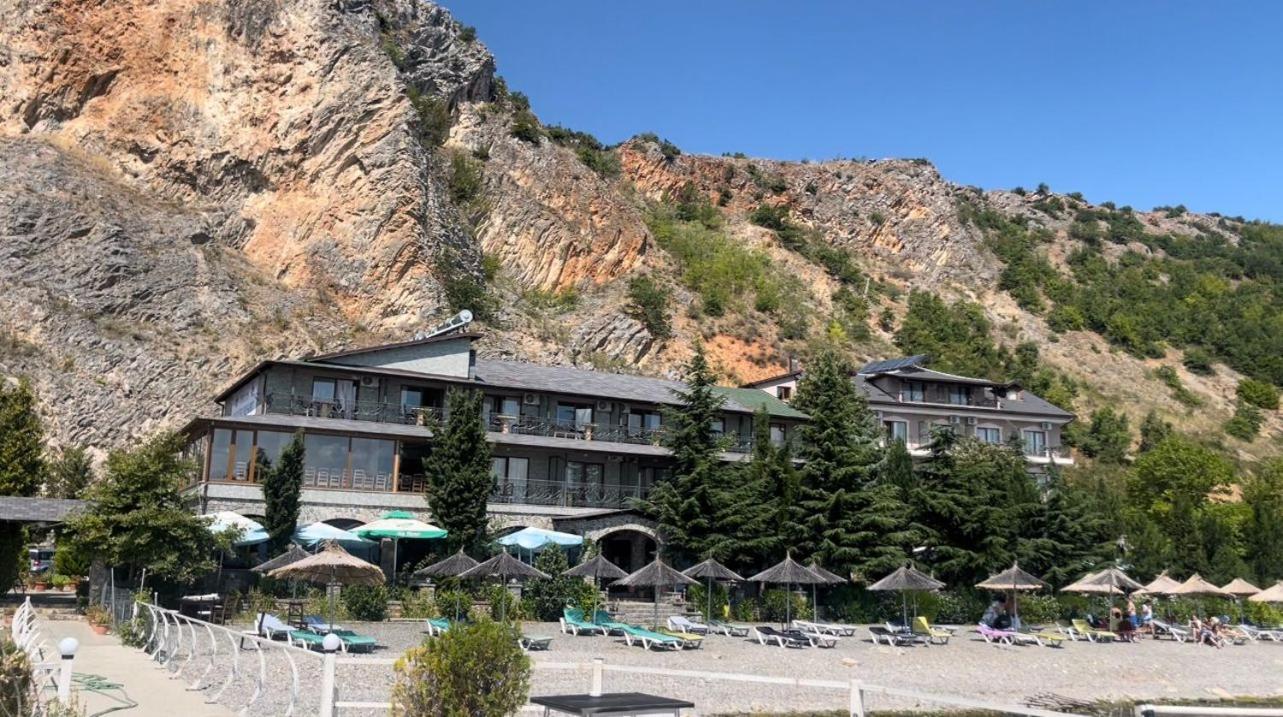 Lini Kukesi Resort Aldo מראה חיצוני תמונה