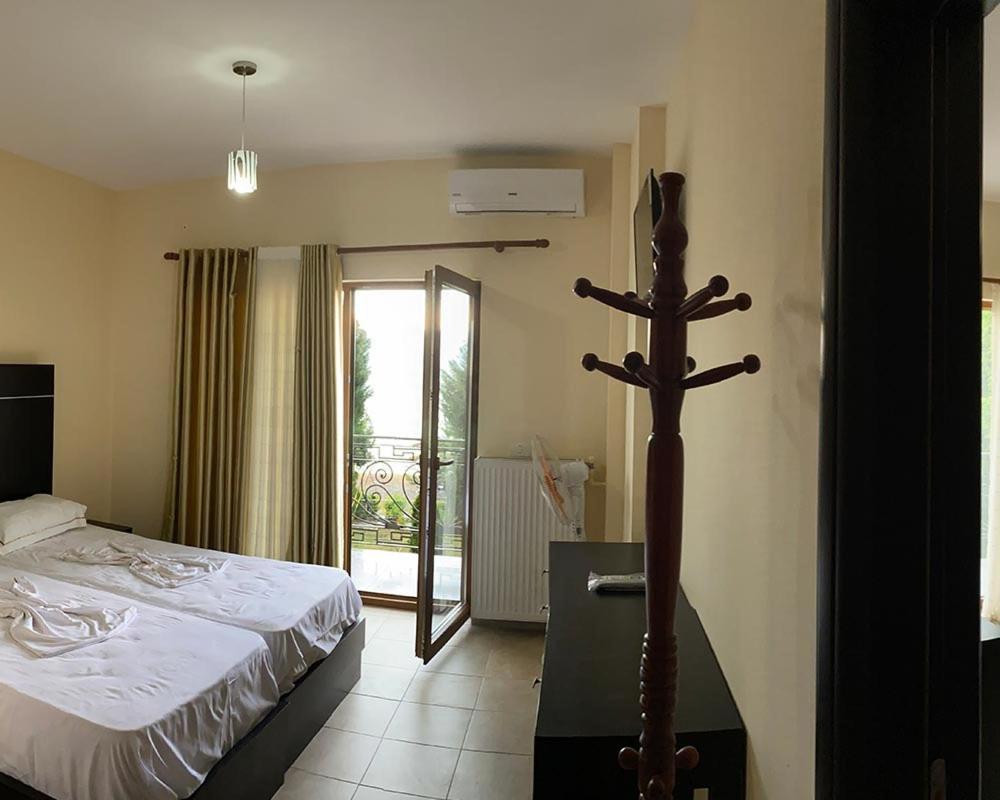 Lini Kukesi Resort Aldo מראה חיצוני תמונה