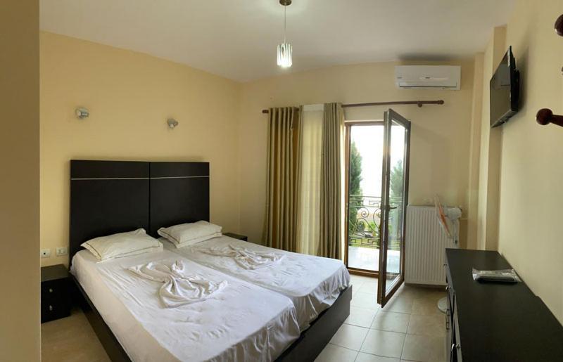 Lini Kukesi Resort Aldo מראה חיצוני תמונה