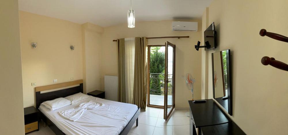 Lini Kukesi Resort Aldo מראה חיצוני תמונה