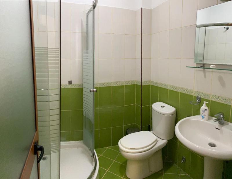 Lini Kukesi Resort Aldo מראה חיצוני תמונה