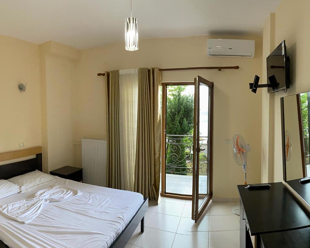 Lini Kukesi Resort Aldo מראה חיצוני תמונה
